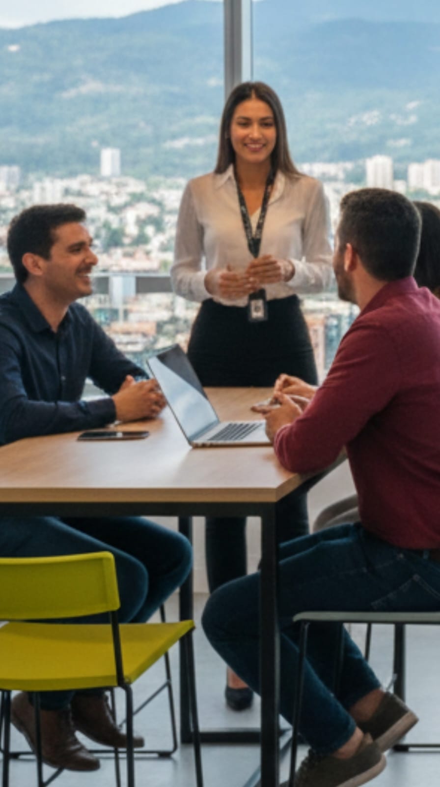 Estratega de Prospección Comercial y Gestión de Clientes en Agencia de Marketing